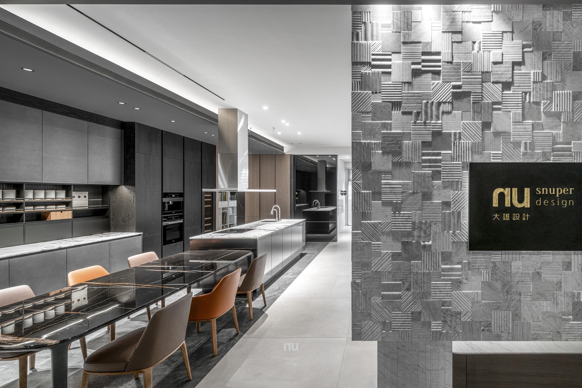 商空設計-Snuper 3.0-企業廊道