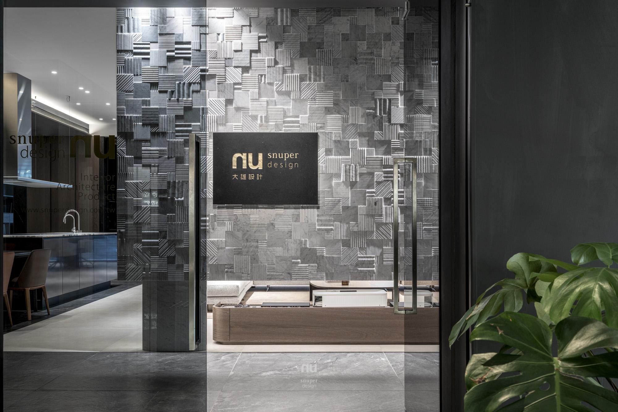 商空設計-Snuper 3.0-企業廊道