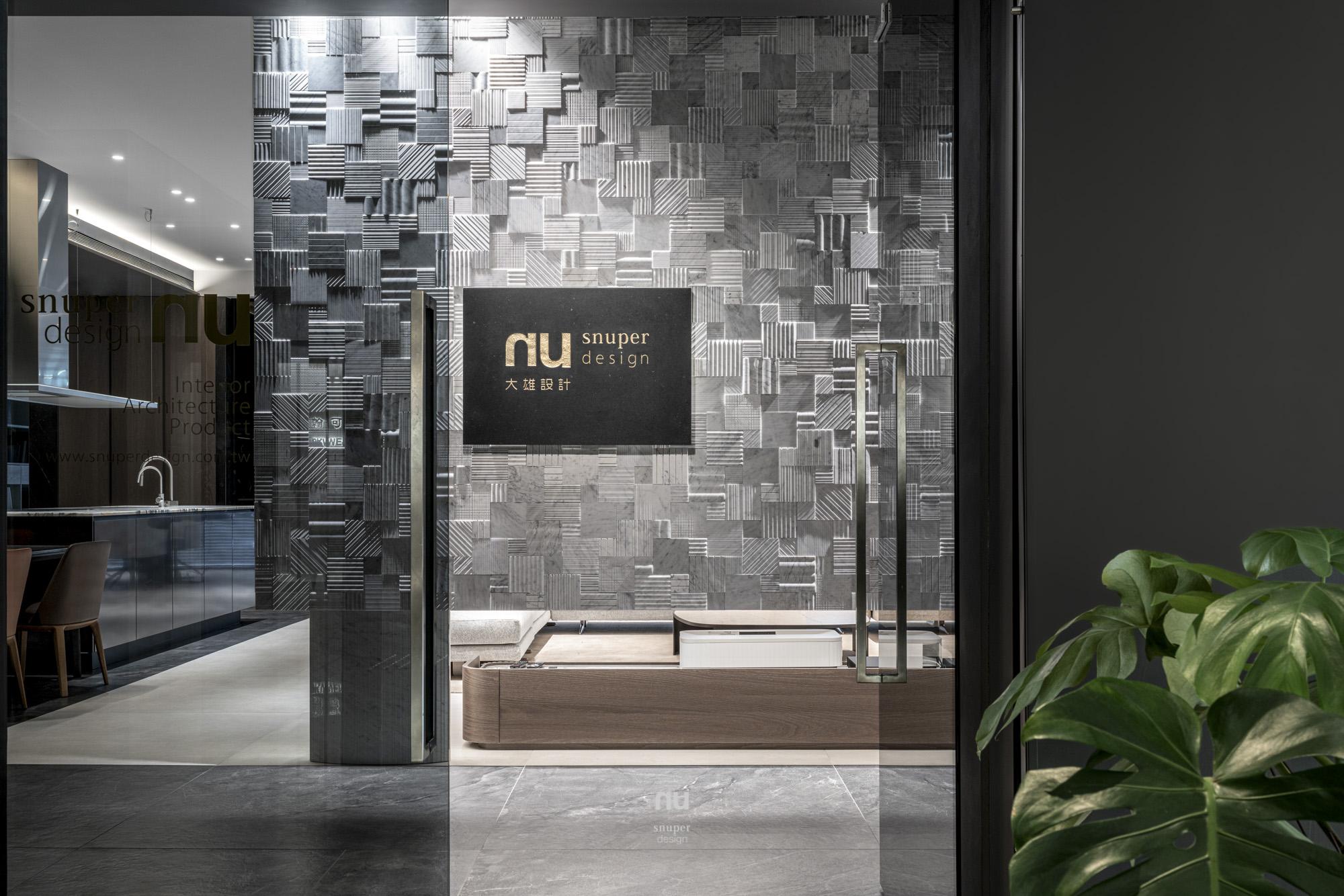 商空設計-Snuper 3.0-企業廊道