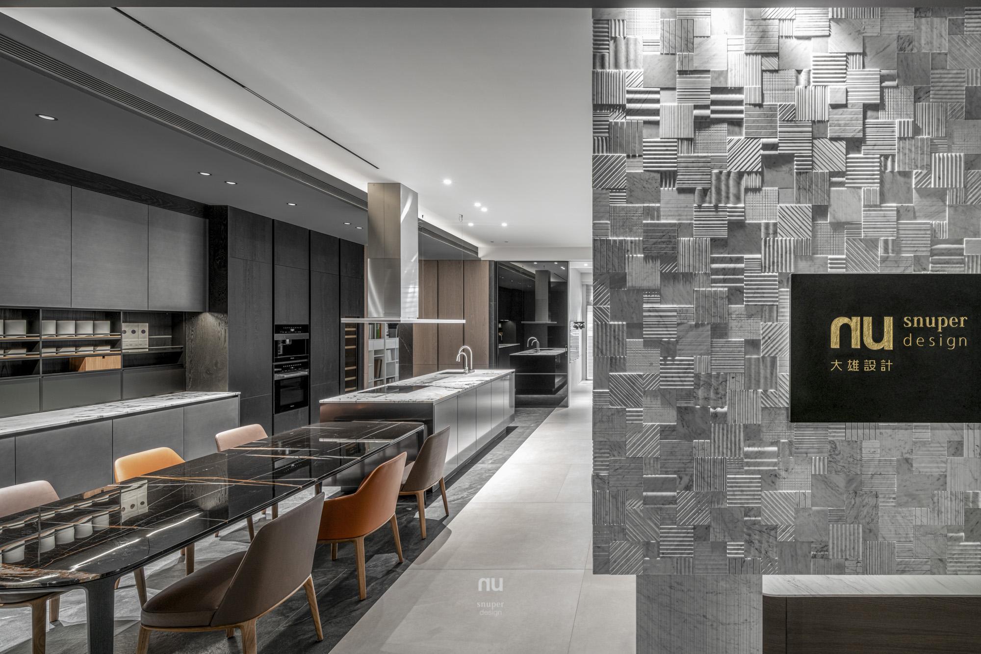 商空設計-Snuper 3.0-企業廊道